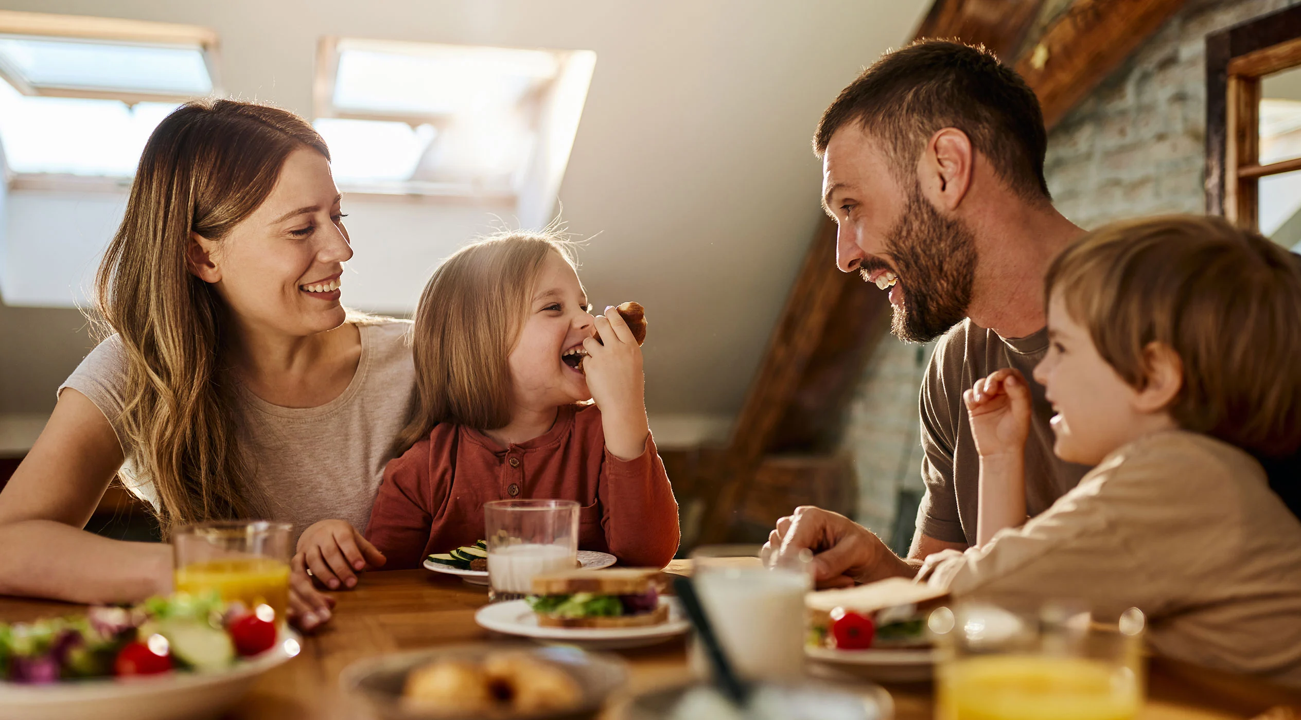 Aile İçi İletişim: Sağlıklı İlişkilerin Temel Taşı